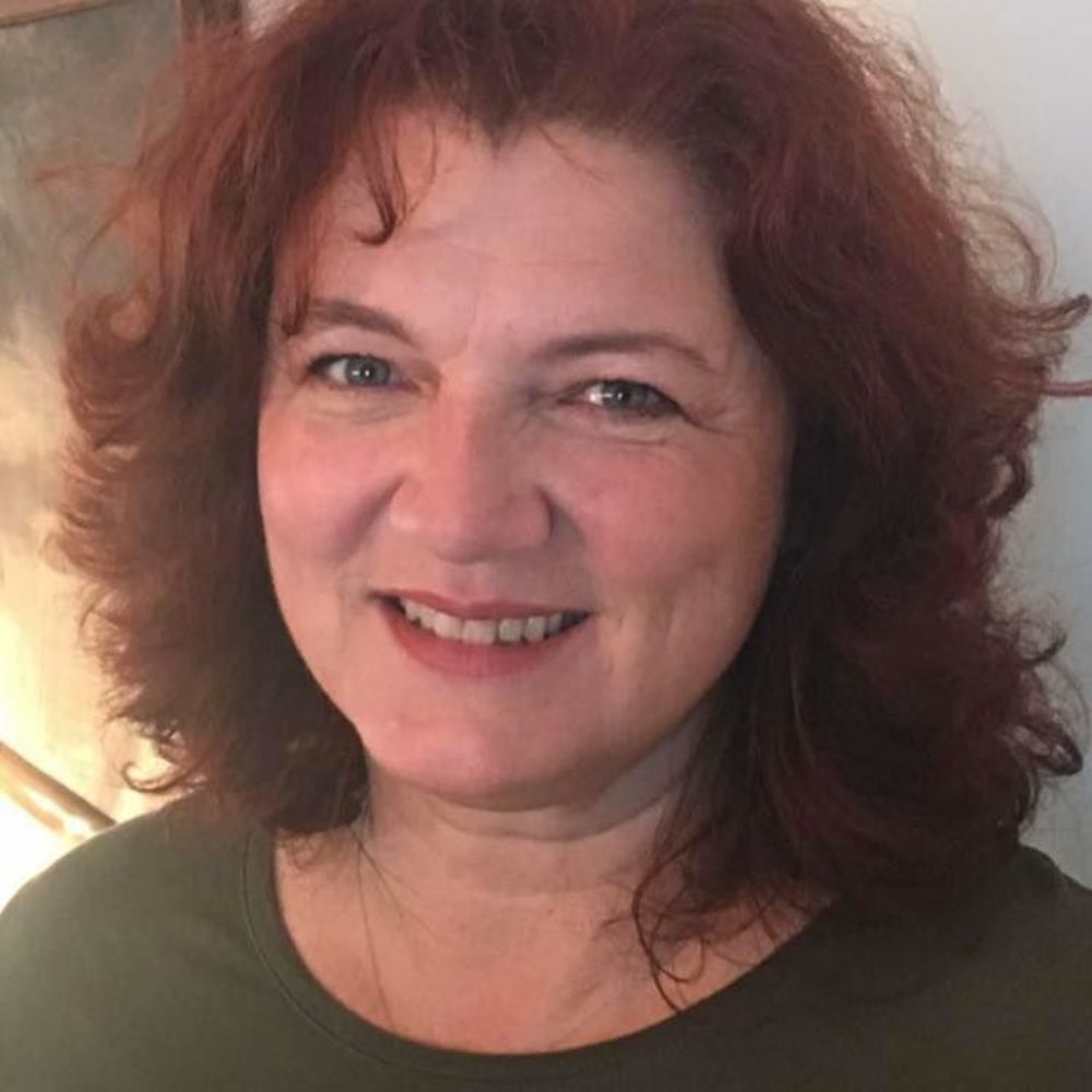 Meet your Posher, Michaela